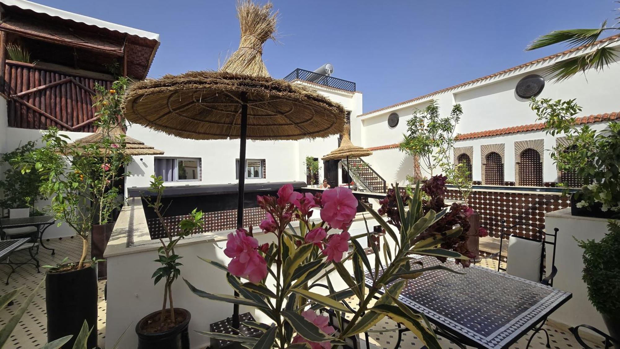 Dar Najat Hotel Маракеш Екстериор снимка